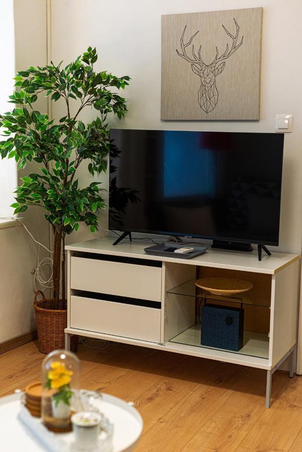 Magica - Cosy Apartment In The Heart Of Budapest Ngoại thất bức ảnh
